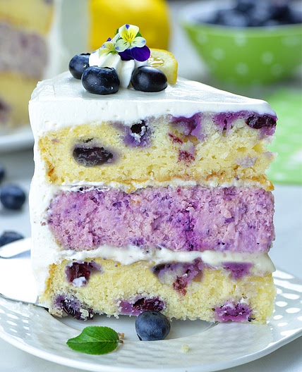 Lemon Blueberry Cheesecake Cake