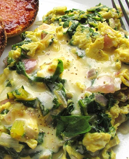 Receita de Acelga refogada com ovo