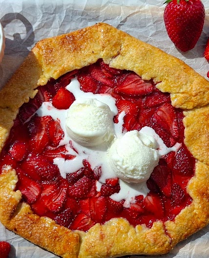 Strawberry Galette 🍓