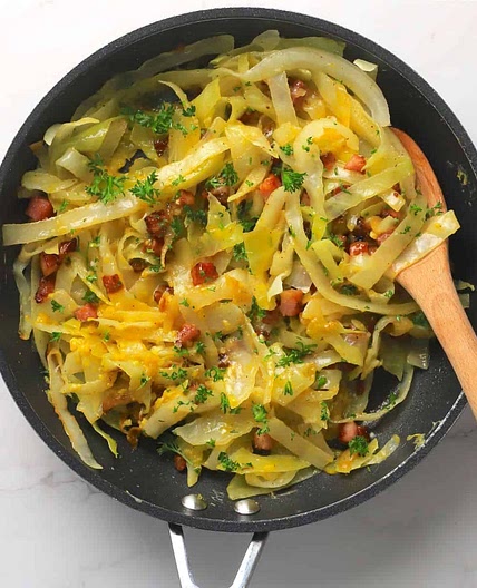 Low Carb Cabbage Carbonara