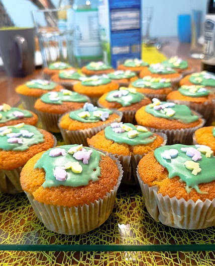 Pistazien-Karotten-Muffins mit cremiger Füllung