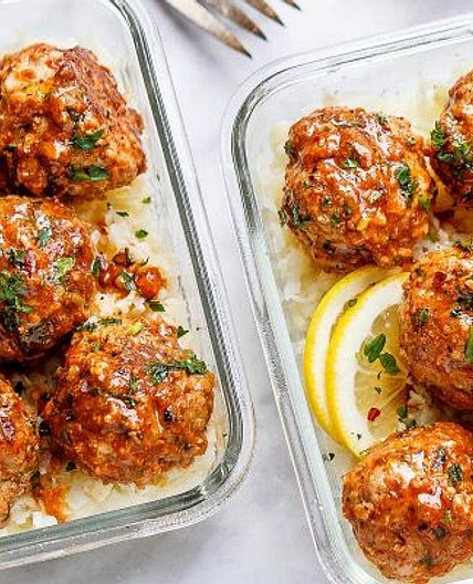 Meal Prep Garlic Butter Chicken Meatballs with Cauliflower Rice