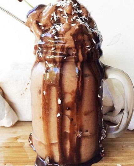 Sorvete saudável de chocolate