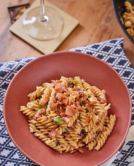 Fusilli with Bacon, Cream, and Sun-Dried Tomatoes