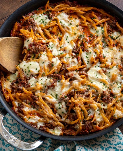 Creamy Beef Roasted Red Pepper Pasta Bake