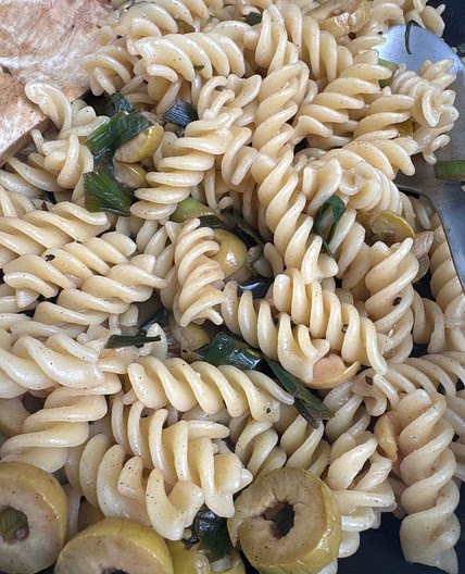 Leek and olive pasta 