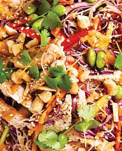 Rainbow noodle salad with chicken and edamame