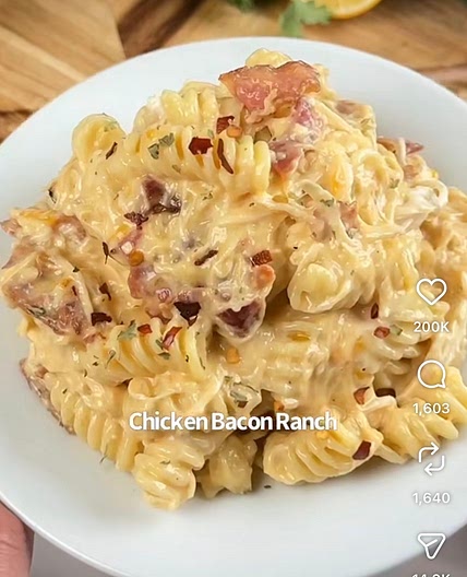 Chicken Bacon Ranch Crockpot 