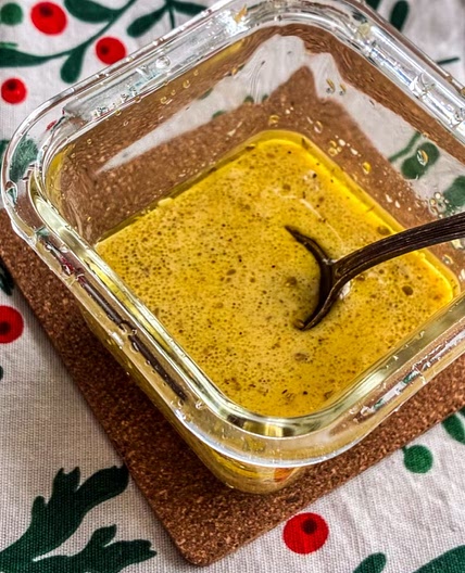 French Vinaigrette (5 min salad dressing)