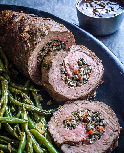 Whole30 Mushroom-Stuffed Beef Roulade with Garlicky Green Beans