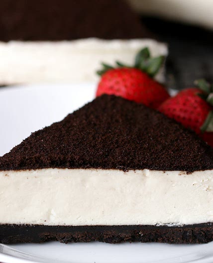 No-Bake Cookies and Cream Cheesecake Recipe by Tasty