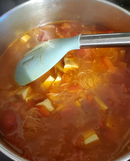 Kimchi noodle soup (gluten-free)