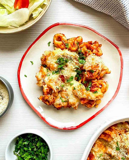 Hot Cheesy Baked Tortellini