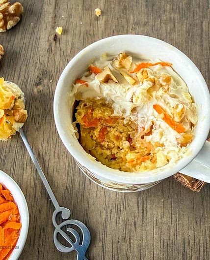 Eggless Carrot Mug Cake (Easy 5-Minute Microwave Dessert)