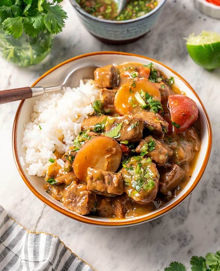 Crock Pot Carne Guisada (Latin Beef Stew)