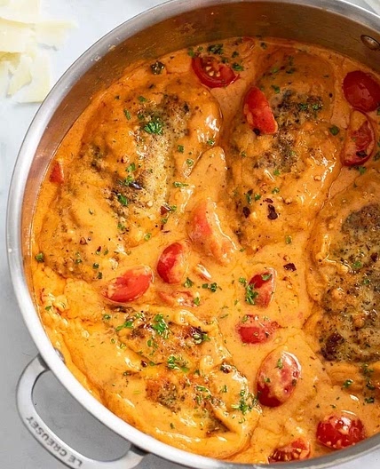 Creamy tomato chicken 