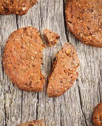 Easy Keto Anzac Biscuits