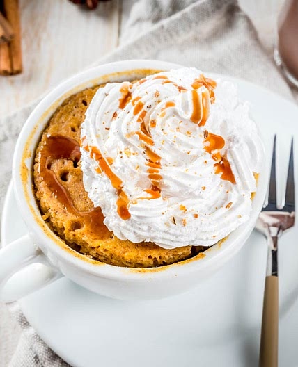 Bolo de caneca de doce de leite