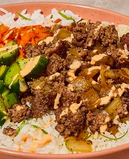 Ponzu Beef with Siriacha mayo & pickled cucumber