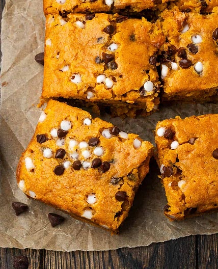 Pumpkin Chocolate Chip Cake
