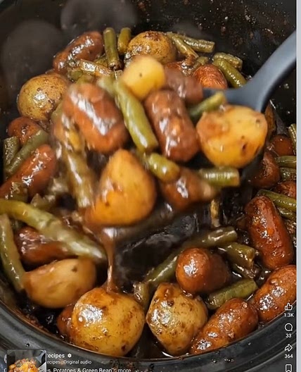 Lil Smokies, Potatoes & Green Beans (Crock Pot)