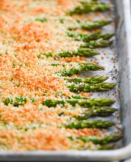 Baked Asparagus with Breadcrumbs