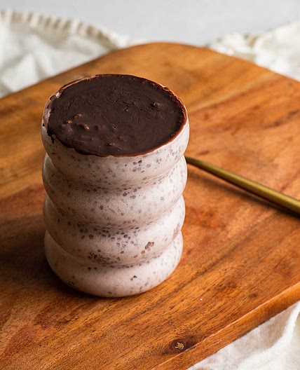 Chocolate Covered Strawberry Chia Pudding (magic shell)