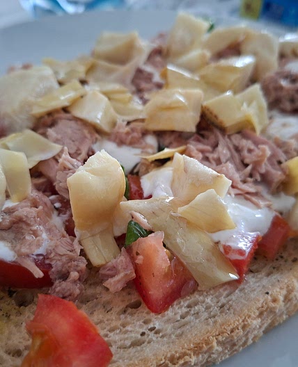 Bruschetta - Tuna and pickled artichokes