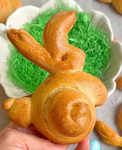 Easter Brioche Bunnies (Challah Bread Recipe)