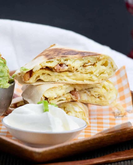 Quick Breakfast Quesadillas with Bacon