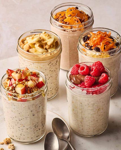 Overnight Oats {4 Ingredients + Topping Ideas}