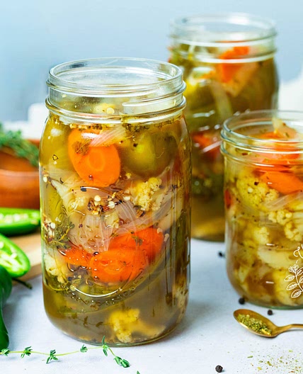 Pickled Jalapeños (Escabeche Recipe)