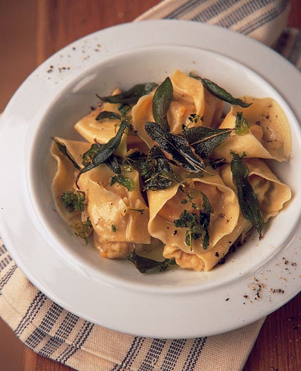 Spicy squash, basil & ricotta tortellini