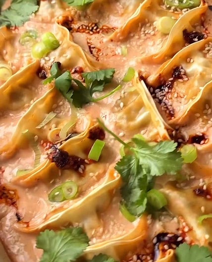 ONE PAN TOFU DUMPLING SOUP