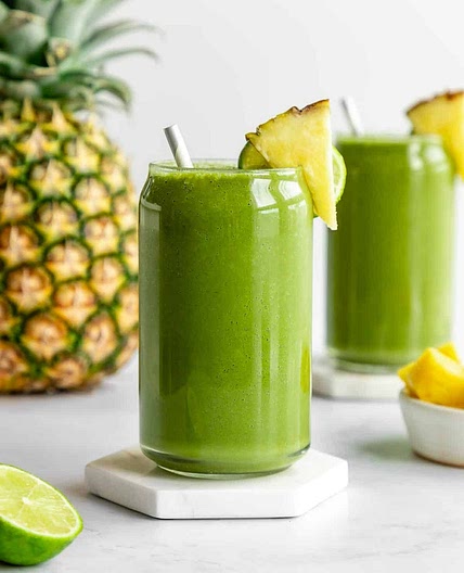 Baby Spinach and Pineapple Smoothie