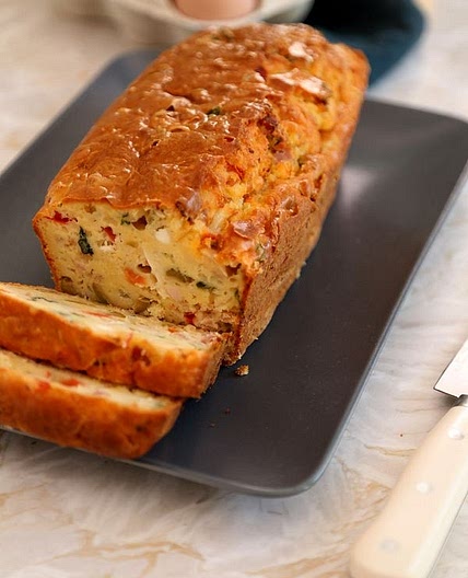 Recette de base du cake salé moelleux