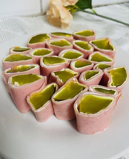 Cream Cheese Pickle Wraps