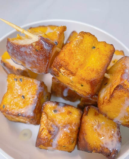 Mini French Toast Bites with Black Sesame Custard Flavor