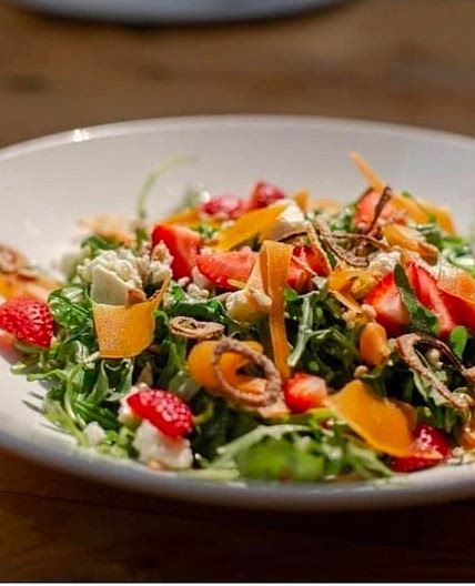D'licious Summer Crush Salad