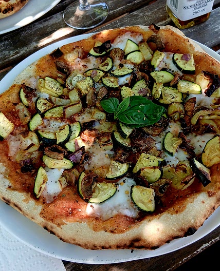 Vegan Veggy Pizza