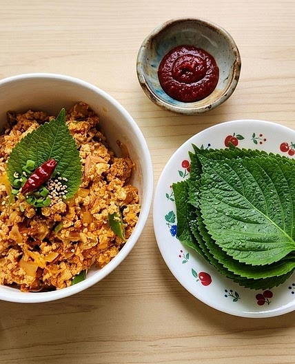 Tuna & Tofu Stir Fried (Wrap style)