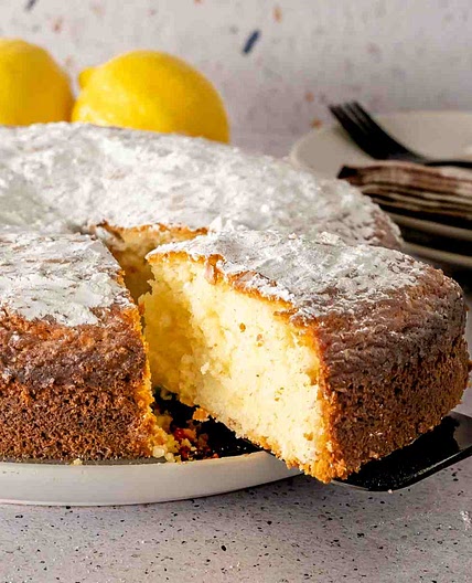 Lemon and Yogurt Cake