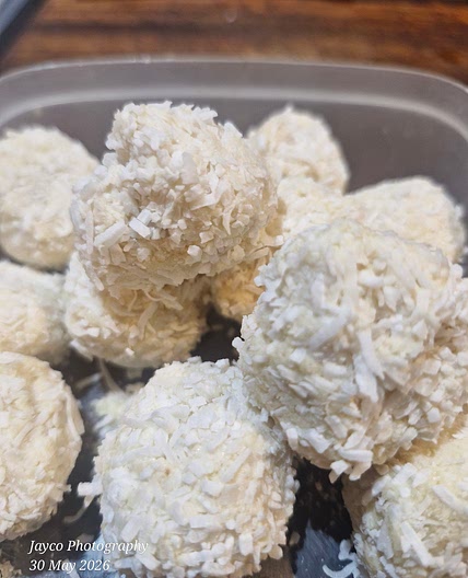 Lemon Bliss Balls