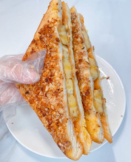 How to Make Banana Peanut Butter French Toast (Healthy Version)