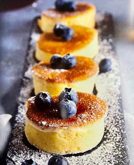 Japanese  souffle  pancakes