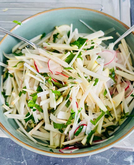 Kohlrabi Slaw