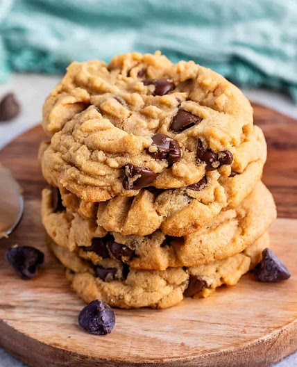 Easy Peanut Butter Chocolate Chip Cookies Recipe