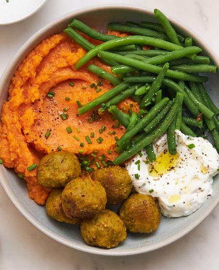 Falafels, patate douce & haricots