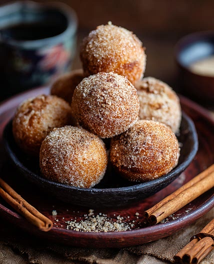 Cinnamon Baked Doughnuts