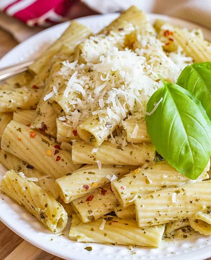 Creamy Pesto Pasta Bake